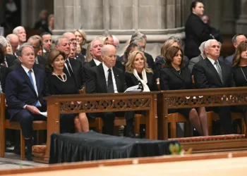 (L-R) Former US President George W. Bush his wife Laura Bush, Former US President Joe Biden, his wife Jill Biden, former US Vice President Kamala Harris, former US Vice President Mike Pence and his wife Karen Pence attend the funeral service for late US Vice President Dick Cheney at the Washington National Cathedral in Washington, DC, on November 20, 2025. (Photo by SAUL LOEB / AFP) (Photo by SAUL LOEB/AFP via Getty Images)