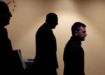 NEW YORK, NEW YORK - SEPTEMBER 23: President of Ukraine Volodymyr Zelensky (R) walks to a bilateral meeting with U.S. President Donald Trump during the 80th session of the UN’s General Assembly (UNGA) at the United Nations headquarters on September 23, 2025 in New York City. World leaders convened for the 80th Session of UNGA, with this year’s theme for the annual global meeting being “Better together: 80 years and more for peace, development and human rights.” (Photo by Chip Somodevilla/Getty Images)