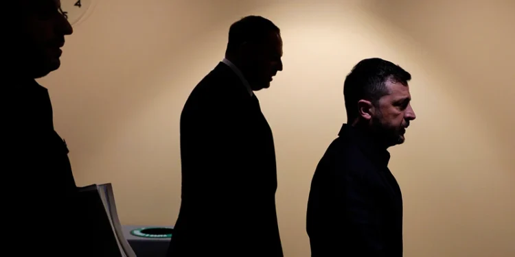 NEW YORK, NEW YORK - SEPTEMBER 23: President of Ukraine Volodymyr Zelensky (R) walks to a bilateral meeting with U.S. President Donald Trump during the 80th session of the UN’s General Assembly (UNGA) at the United Nations headquarters on September 23, 2025 in New York City. World leaders convened for the 80th Session of UNGA, with this year’s theme for the annual global meeting being “Better together: 80 years and more for peace, development and human rights.” (Photo by Chip Somodevilla/Getty Images)