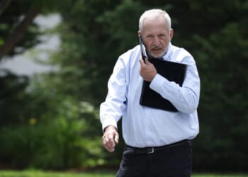 Harvard Secretly Investigates Students Who Filmed Larry Summers Talking About Jeffrey Epstein