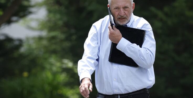 Harvard Secretly Investigates Students Who Filmed Larry Summers Talking About Jeffrey Epstein