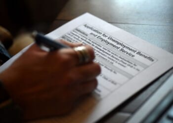 New U.S. unemployment applications fall to 1-month low – One America News Network