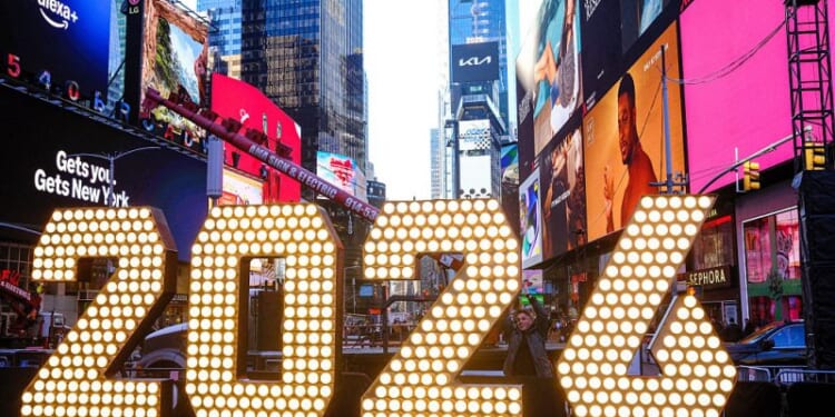 2026 NYE ball drop to be lit up red, white and blue for America’s 250th birthday – One America News Network