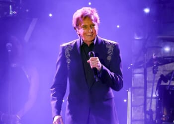 LOS ANGELES, CALIFORNIA - FEBRUARY 01: Barry Manilow performs onstage during the 67th GRAMMY Awards Pre-GRAMMY Gala & GRAMMY Salute to Industry Icons Honoring Jody Gerson on February 01, 2025 in Los Angeles, California. (Photo by Leon Bennett/Getty Images for The Recording Academy)