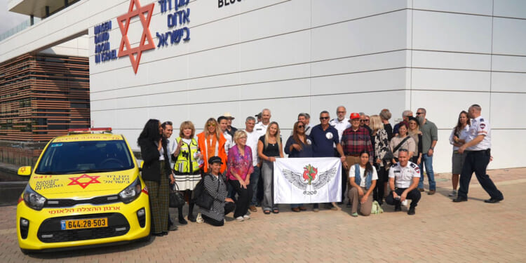 Christian Friends Donate Medical Vehicles, Honoring Slain Israelis, Helping Save Lives