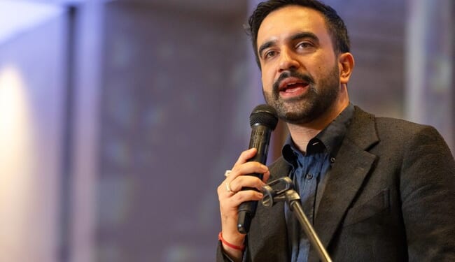 Commie Mamdani Defies Feds, Lies About Illegal Aliens – PJ Media