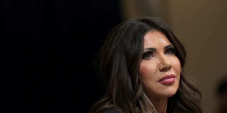 DHS offers $3K ‘Holiday Stipend’ to illegal aliens who voluntarily self-deport before the new year – One America News Network