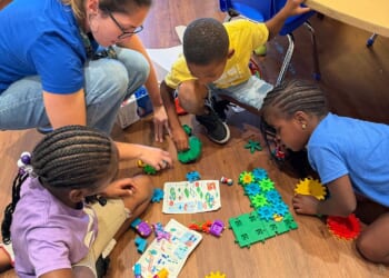 Kids learning at Star Lab