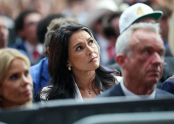 GLENDALE, ARIZONA - SEPTEMBER 21: Director of National Intelligence Tulsi Gabbard attends the memorial service for political activist Charlie Kirk at State Farm Stadium on September 21, 2025 in Glendale, Arizona. Kirk, the CEO and co-founder of Turning Point USA, was shot and killed on September 10th while speaking at an event during his "American Comeback Tour" at Utah Valley University. (Photo by Win McNamee/Getty Images)