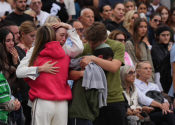 Global Vigils Held for Sydney Massacre Victims as Australian Jews Claim Attack Not Isolated Incident