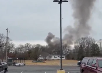 A mid-air collision involving two helicopters in South New Jersey resulted in the death of at least one person and the critical injury of another - via X