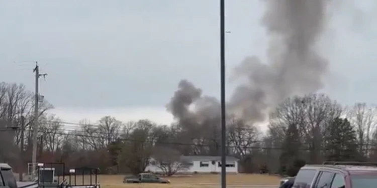 A mid-air collision involving two helicopters in South New Jersey resulted in the death of at least one person and the critical injury of another - via X