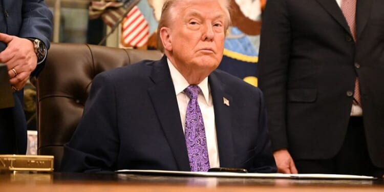 Indiana Republicans ‘should be ashamed of themselves’ for voting down new congressional map – One America News Network