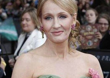 JK Rowling Strikes Again, Rips LGBT Crowd After Rapist Targets Girls in Mixed Gender Changing Rooms – PJ Media