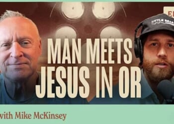 Man Dies on Operating Table, Meets Jesus in Heaven – Stunned Doctor Says: 'God's Not Done with You'