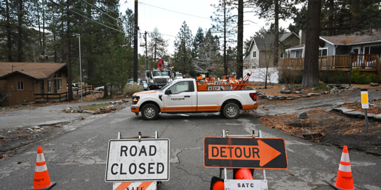 Mudslides, Whiteouts and Icy Weather Causing Holiday Travel Headaches