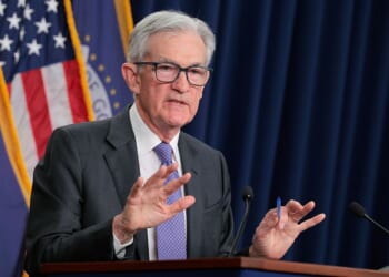 Quick, Jerome Powell, US Workers Need More Rate Cuts