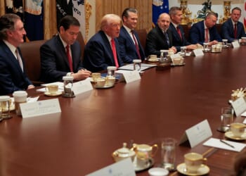 Trump Floats No Income Tax Pledge Again