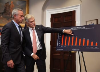 Trump Gets 9 More Pharmaceutical Companies to Lower Drug Prices – NEWSBREAK