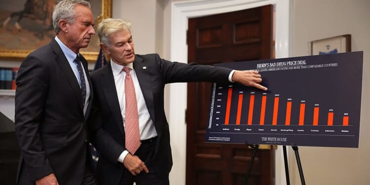 Trump Gets 9 More Pharmaceutical Companies to Lower Drug Prices – NEWSBREAK