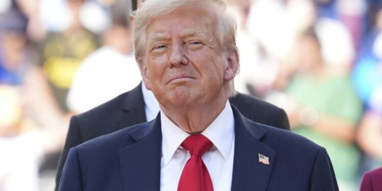 Trump Grants Federal Workers Two Additional Christmas Holidays