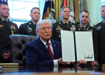 Trump signs EO formally classifying fentanyl as WMD, directing agencies to concentrate efforts toward reducing imports – One America News Network