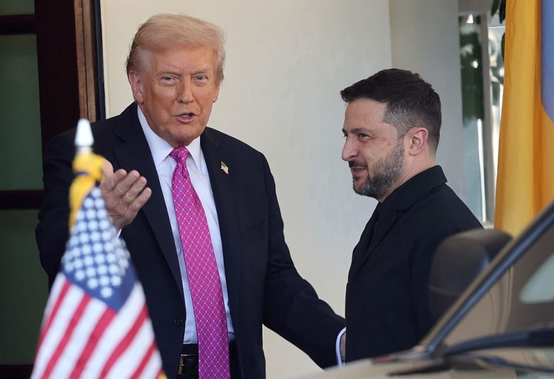 WASHINGTON, DC - OCTOBER 17: U.S. President Donald Trump (L) greets Ukrainian President Volodymyr Zelensky outside the West Wing of the White House on October 17, 2025, in Washington, DC. President Trump, fresh off a ceasefire agreement between Israel and Hamas, is hosting President Zelensky for a bilateral lunch in the Cabinet Room in hopes of advancing a peace deal between Russia and Ukraine. (Photo by Win McNamee/Getty Images)