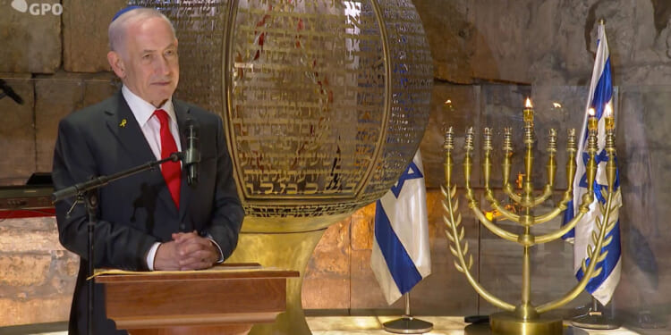 White House Bans Syrian, Palestinian Passport Holders; Netanyahu Demands World Leaders Confront Antisemitism