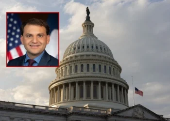 (Background) The U.S. Capitol is seen on the 40th day of a government shutdown on November 9, 2025 in Washington, DC. (Anna Rose Layden/Getty Images) / (L) Photo of Wyoming Secretary of State Chuck Gray via the Wyoming Secretary of State’s Office.