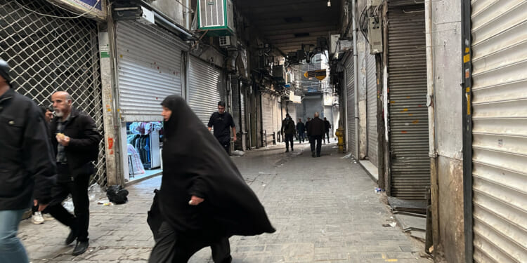 Iran's Plunging Economy Threatens Regime's Survival as Protests Enter Eleventh Day