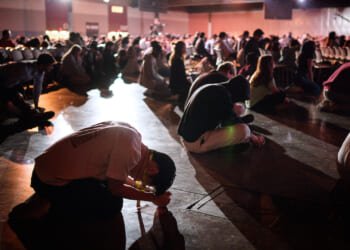 800 Decide to Follow Jesus as 7,000 Pursue God's Global Mission at Urbana 25 in Phoenix