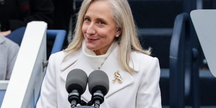 Abigail Spanberger sworn in as first female governor of Virginia – One America News Network