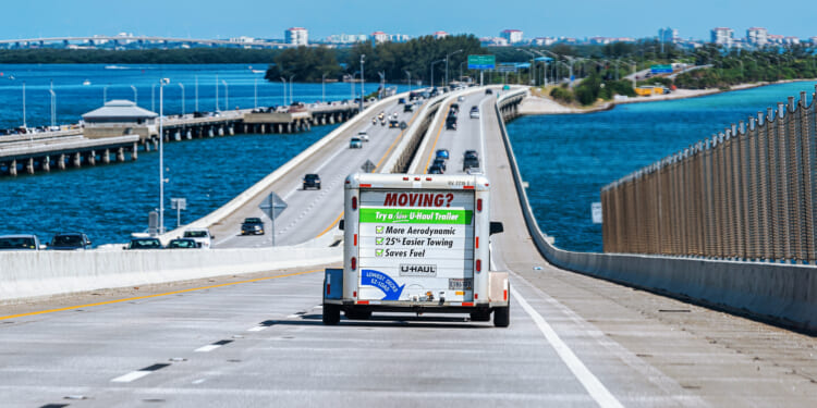 CA, NY Set to Lose Congressional Seats After Mass Migration to Southern States