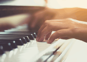 Christian Singer Stacie Orrico Files Lawsuit Against Record Label Alleging Sexual Abuse