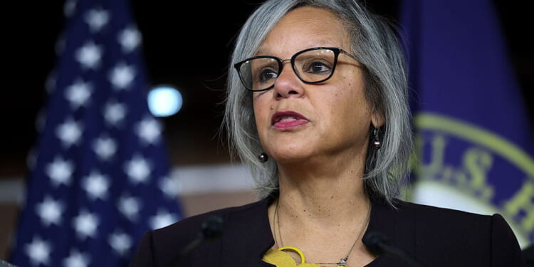 Democrats Weigh Trump Impeachment Against Midterms Prospects