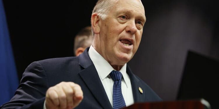 Federal authorities have located 145K unaccompanied illegal children, so far – One America News Network