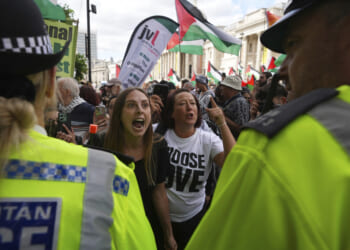 For Conservatives to Resist Anti-Jewish Ovations on the Far-Right, Committed Christians Have the Answer