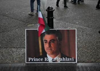 Iran Ready to Explode: Can Reza Pahlavi Save the Country?