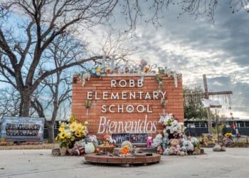 Jury finds fmr Uvalde police officer not guilty of child endangerment or abandonment charges – One America News Network