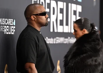 US rapper and producer Kanye West (L) and Australian model Bianca Censori arrive for the 67th Annual Grammy Awards at the Crypto.com Arena in Los Angeles on February 2, 2025. (Photo by Robyn Beck / AFP) / RESTRICTED TO EDITORIAL USE (Photo by ROBYN BECK/AFP via Getty Images)