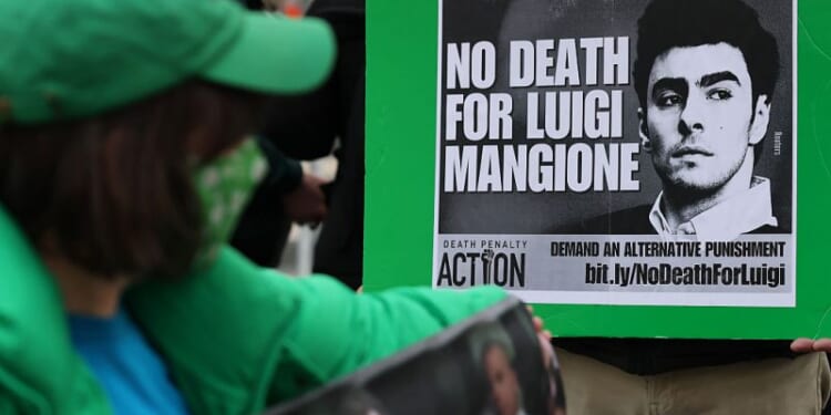 Luigi Mangione and legal team appear in court to challenge death penalty – One America News Network