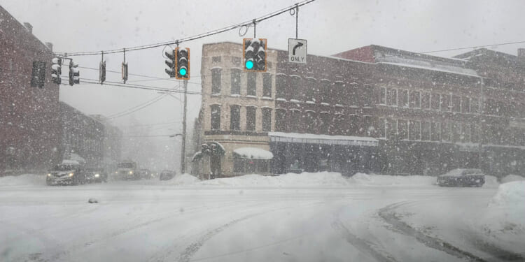 Massive Winter Storm Threatens Snow, Ice, and Long Power Outages Across US