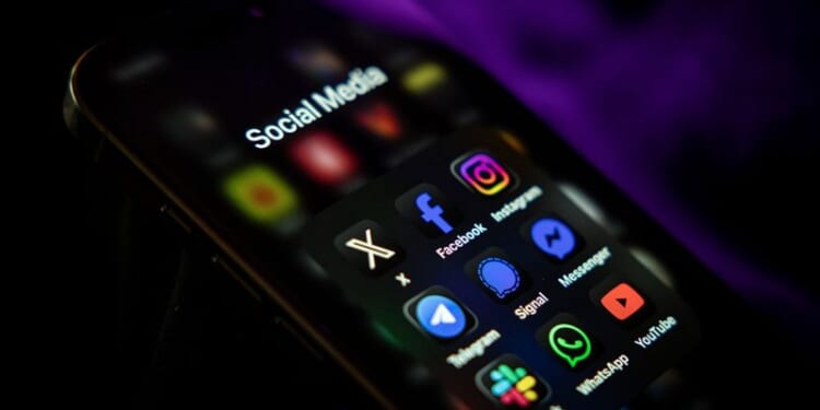 Meta and YouTube face jury in L.A. trial over claims their apps cause addiction, harm minors – One America News Network