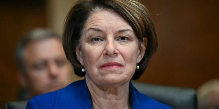 Minn. Sen. Klobuchar launches gubernatorial bid – One America News Network