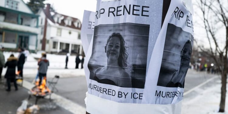 Renee Good was an ‘ICE Watch Warrior’ who was trained to monitor and resist federal agents before ICE shooting – One America News Network