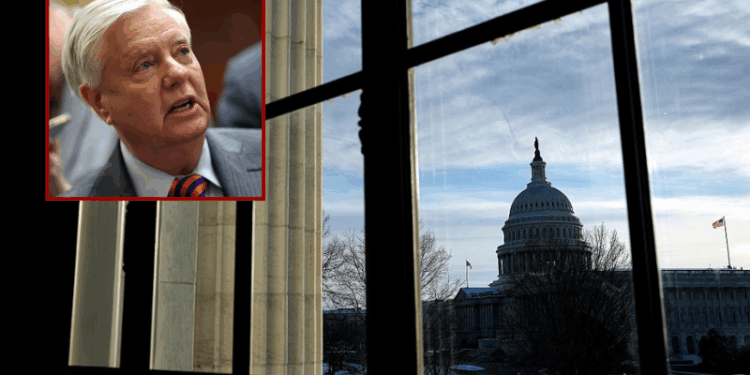 (Background) The U.S. Capitol Building is seen as the Senate continues negotiations on a government funding bill on January 29, 2026 in Washington, DC. The Senate is currently negotiating federal government funding legislation to prevent a partial shutdown at midnight on Friday. (Photo by Kevin Dietsch/Getty Images) / (L) U.S. Sen. Lindsey Graham (R-SC) speaks to reporters at the U.S. Capitol on January 29, 2026 in Washington, DC. Graham announced the Senate had failed to reach an agreement on government funding as lawmakers continue to work to prevent a partial shutdown at midnight on Friday. (Photo by Kevin Dietsch/Getty Images)