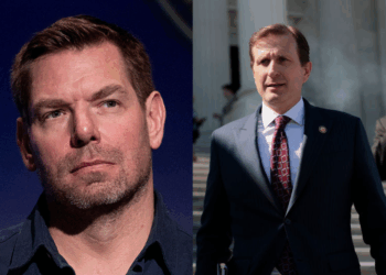 (L) Democratic United States Representative Eric Swalwell attends the SEIU-United Service Workers West (SEIU-USWW)