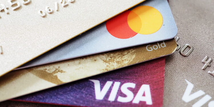 Trump Revives Campaign Pledge – Capping Credit Card Rates