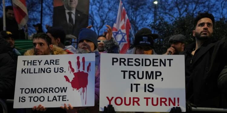 Trump Says Help 'On the Way' to Iran Protesters as Death Toll Climbs by Multiple Thousands