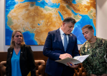 Trump Warns Iran Time Running Out for Deal as US Military Readies; Final Israeli Hostage Laid to Rest